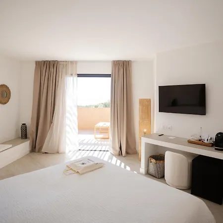 Casamore Hotel